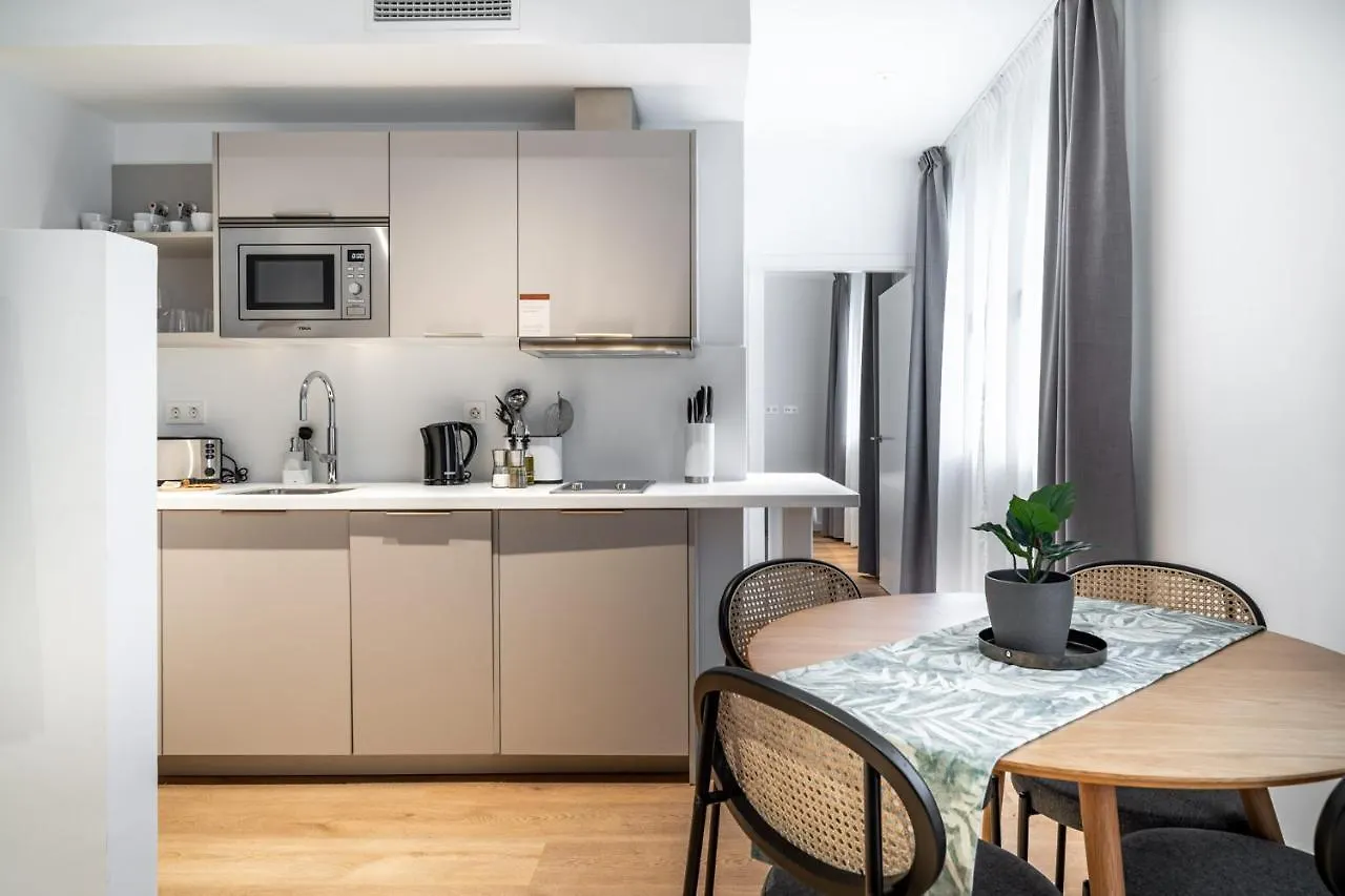 Limehome Sevilla Ronda De Capuchinos