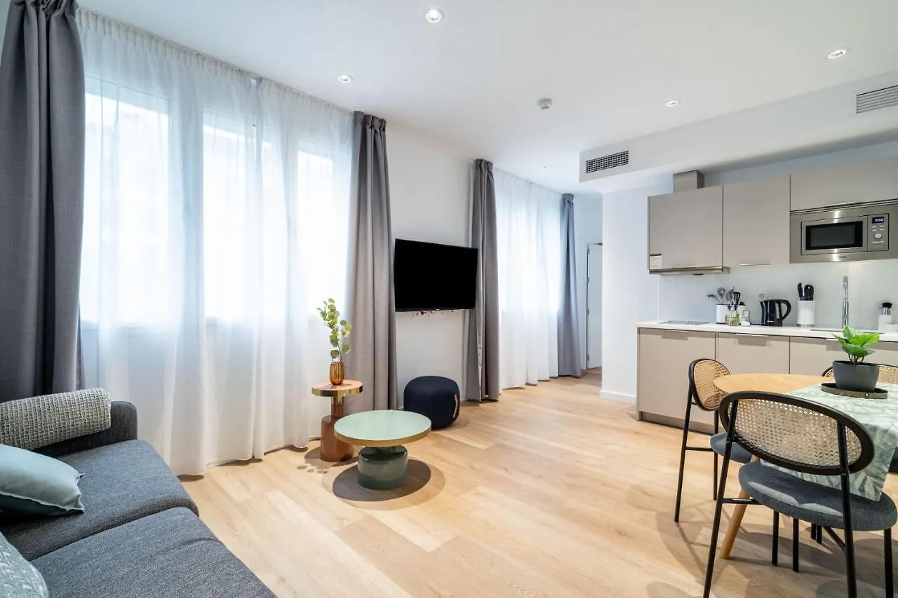 Limehome Sevilla Ronda De Capuchinos Appartement