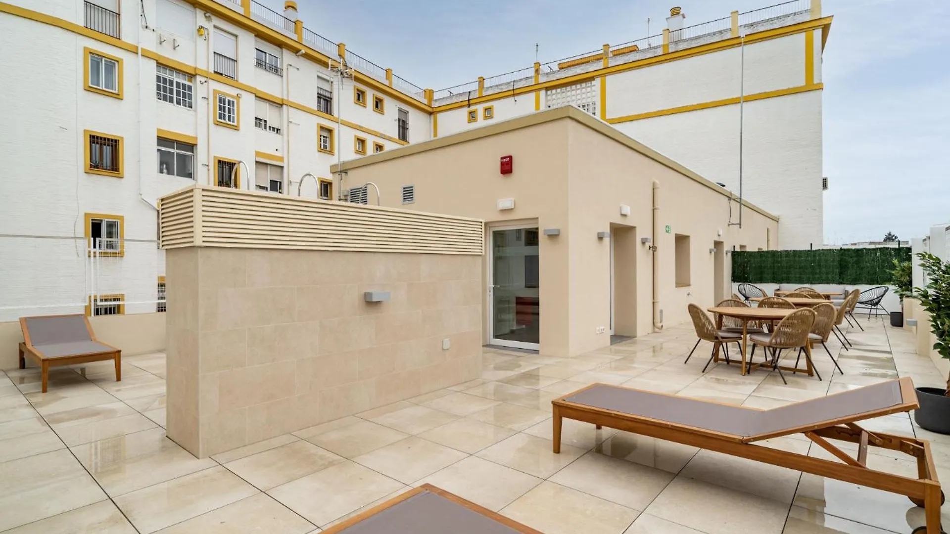 Limehome Sevilla Ronda De Capuchinos Spanje