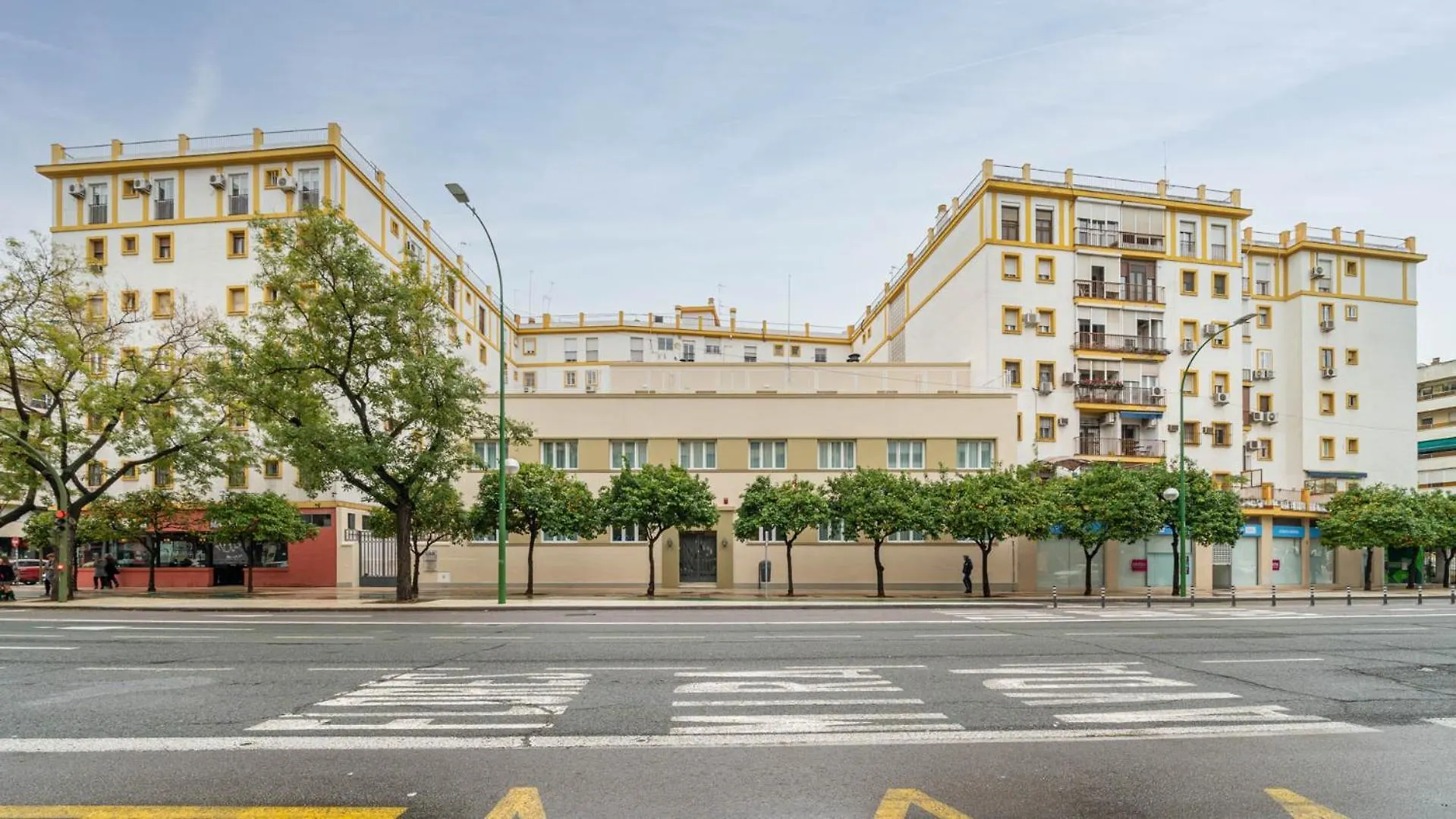 Limehome Sevilla Ronda De Capuchinos Appartement